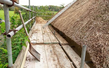 advantages of Barnby In The Willows thatch roofing